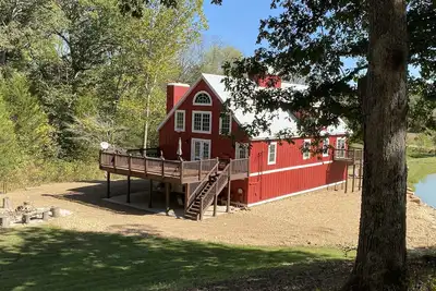Image de Lodge familial de 6 chambres; une grange restaurée sur 70 acres