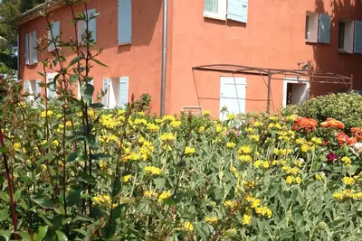 Gîte à Aix en Provence avec terrasse dans bastide restaurée