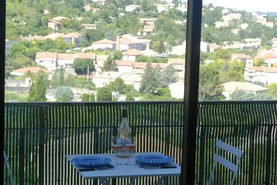 Image de Luberon Apt grand appartement F4