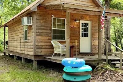 Image de Cabine au bord de l'eau sur Red Creek, Vestry, Ms - Ă quelques pas de l'eau!