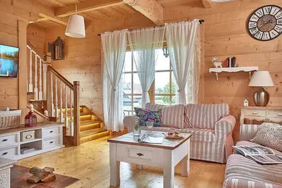 Image de Gîtes de luxe près de Zakopane avec bain à remous, sauna et piscine