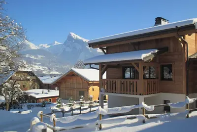 Image de Chalet 8\/10 *** situé centre village à 200m de la télécabine et pistes