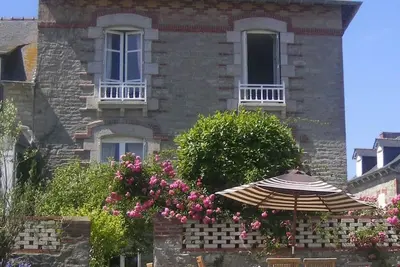 Villa de charme  avec vue sur la  mer