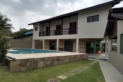 Image de Belle grande et spacieuse maison, à 300 mètres de la plage de Guaratuba.