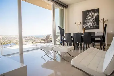 Image de Condo moderne chic surplombe Cabo San Lucas