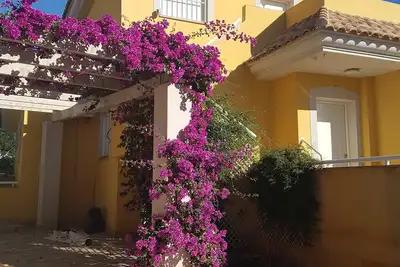 Image de Villa exclusive avec piscine, vue panoramique sur la mer et la montagne
