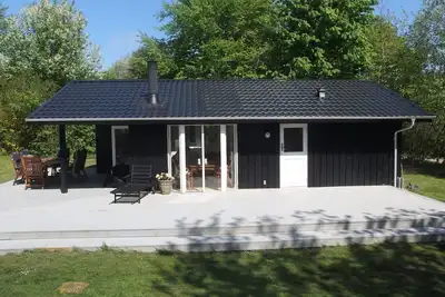 Image de Maison neuve rénovée pour 10 personnes à 500m de l'eau