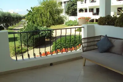 Image de Air conditionné, piscine intérieure et extérieure, Private Resort