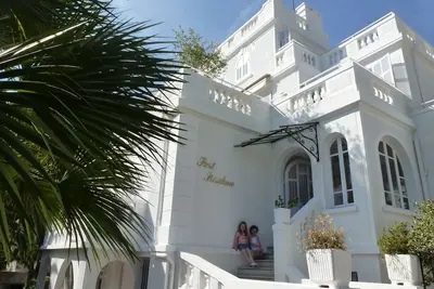 Image de Appartement exclusif dans résidence avec piscine, parking et proche de la ville et de la plage