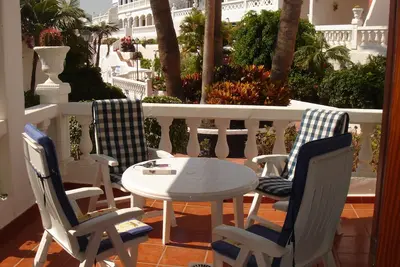 Image de Appartement Supérieur Set Dans Unique style andalou Village de Royal Palm