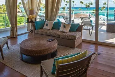 Image de Luxueux Punta Can Presidential 2 Bedroom Suite - Member Amenites Galore
