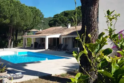 Image de Superbe villa familiale dans le beau village de Le Plan de la Tour.