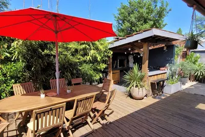 Image de maison récente tout confort sur le bassin d'Arcachon