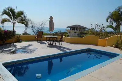 Image de Grande maison de vacances en famille, piscine privée