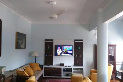 Image de Bel appartement, le meilleur emplacement au centre-ville / rivière, quelques mètres sous terre, 60m².
