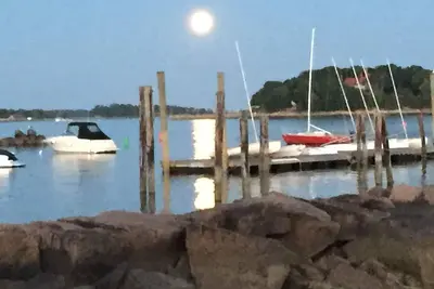 Image de Branford-Pine Orchard Beach