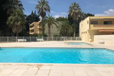 Image de Bel appartement à Juan les Pins dans la résidence Les Eucalyptus, proche plage.