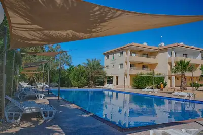 Image de Nissi Beach Penthouse 2 chambres avec vue sur la mer - Wifi, vue sur la piscine, Ă 5 minutes de la plage de Nissi,