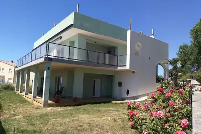 Image de Sensationnel. ****, Plus gros! Mieux! Beau! 200 m²! ! 200 m² Terrasse! Tout neuf!