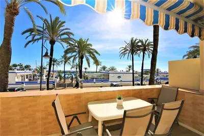 Image de Appartement avec vue sur le port, Wifi et clima, Marina, à proximité des restaurants et de la plage