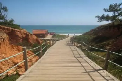 Image de Logement Dans FALÉSIA - V3 - Acces Direct / PIÉTONS De La Plage (3 min. ) - Piscine