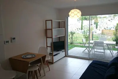 Image de Anglet Biarritz chambre d'amour 100m de la plage! ! ! résidence grand standing
