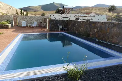 Casa del Valle avec piscine partagée, WiFi gratuit, familles idéales de barbecue