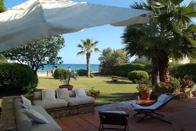 Perla Marina Villa indépendante en bord de mer - Location de Fat Bike / Sea Kayak