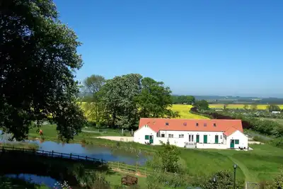 Image de Wendy's Wing est un charmant chalet juste pour les couples avec salle d'eau, animaux acceptés
