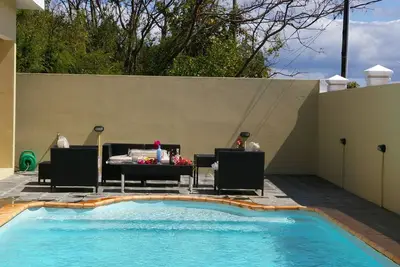 Image de Villa 4 Chambres, Plein Pied Avec Grande Piscine Privee, Hors De Vue