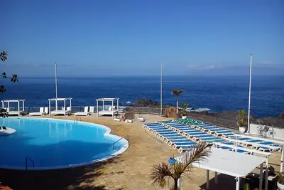 Image de Vue sur l'océan Atlantique et les montagnes, 2 balcons, proche mer, piscine