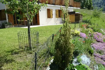 Image de A moins de 200m du téléphérique, 3 pièces, 6\/7 couchages, 56 m2, calme
