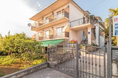Image de Appartement de vacances Selce pour 1 - 9 personnes avec 4 chambres à coucher - Appartement de vacanc