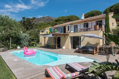 Image de Villa piscine Ă StClair, 8 pers, 400m plage, parking, vue mer