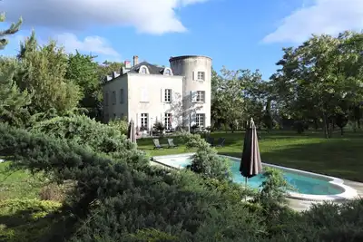 Image de Château de La Comtesse, parc de 2ha, piscine chauffée, 6 chambres - 5 Sdb