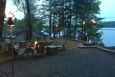 Image de Récemment rénové Maison sur le lac Winnisquam