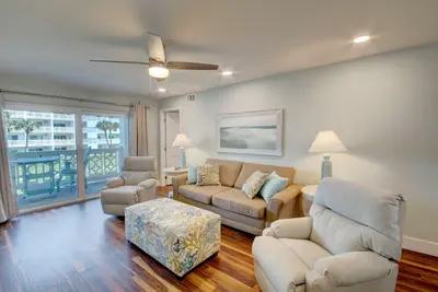 Image de 2br / 2ba - Belle vue sur le golfe et la piscine