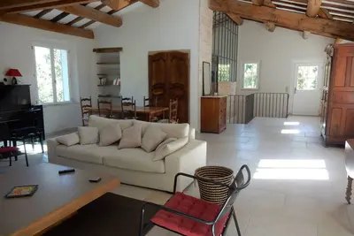 Image de Villa isolée de 180m² sur 2 étages, climatisée, grande piscine privée chauffée