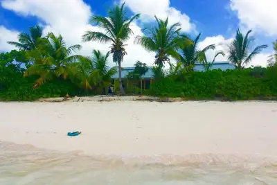 Image de Une maison sur la plage pour les deux de vous ainsi que vos enfants et votre animal