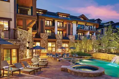 Image de Heart of Vail Village - Le Sebastian! ! ! Suite 5 étoiles luxe 3br / 3ba