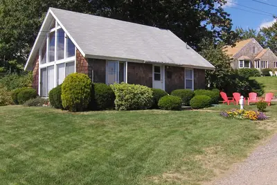 Image de Plage Goose Rocks 3br-2 Ba, disponible. 5 / 20-24, 5 / 28-6 / 1, 9 / 22-9 / 28, 9 / 28-10 / 5, +