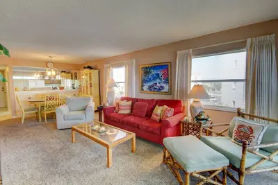 Image de 2br / 2ba - Unité de coin avec vue imprenable sur le golfe