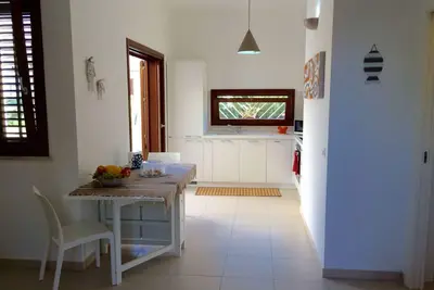 Image de Bel appartement avec solarium équipé et panorama à 360 ° sur mer et montagne