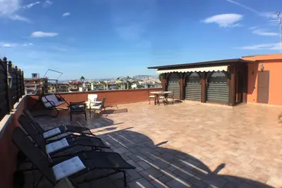Image de 42 penthouse m² indépendamment grande terrasse panoramique 130 m²