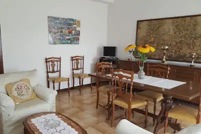 Image de Appartement dans une maison individuelle de deux étages