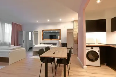 Image de Bright and stylish apartment in Schöneberg07\/Z\/Az\/012765-22
