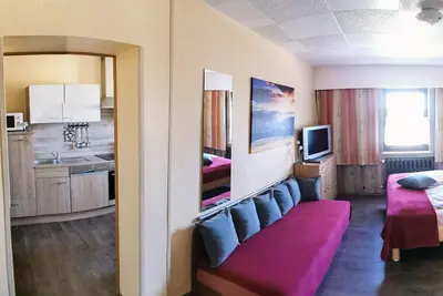 Image de Petit appartement de vacances avec vue sur la montagne Bärenstein