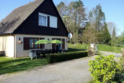Image de Gite au calme en bordure du golf et à 10 mn de la mer pour 15 personnes