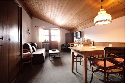 Image de Appartement familial dans un droit d'emplacement fantastique sur la piste