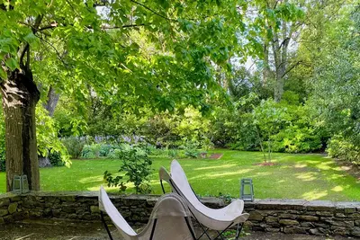 Image de Gîte de charme avec piscine dans le Domaine de Montlaur au coeur du Pays Cathare